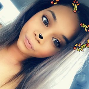 Meet your Posher, Yaritza